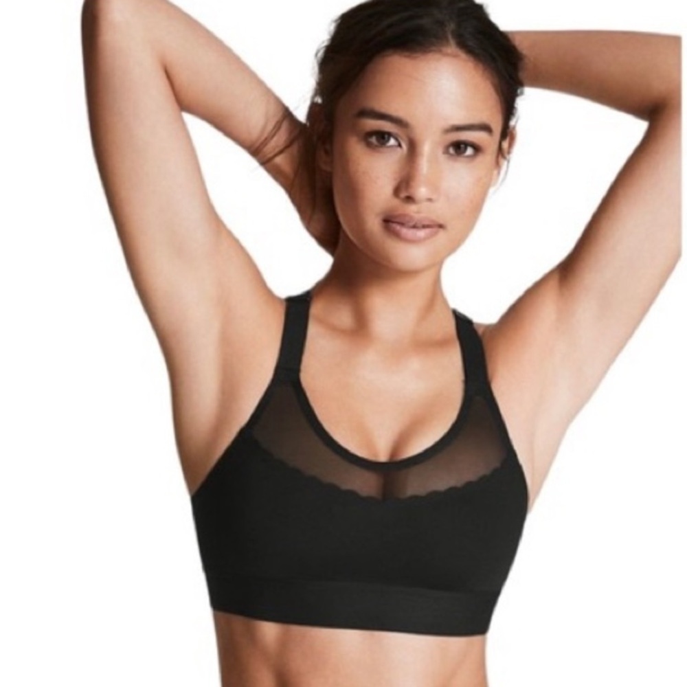 Victoria's Secret~Victoria Sport Incredible Ultra Light Blk Sport Bra Size XS